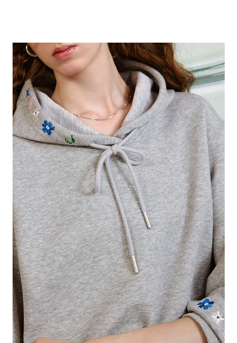 TOYOUTH Women's Mini Floral Embroidered Hoodie 2026 Fall New Arrival Youthful Cozy Relaxed Fit Slouchy Pullover Top