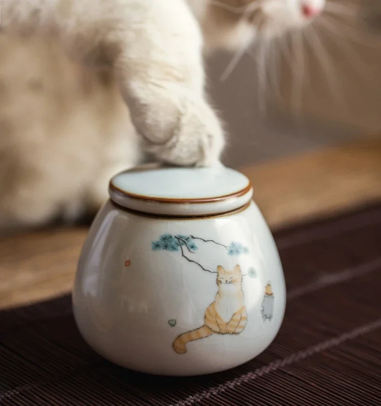 Cat's deceased ashes box, cat cremation ashes jar, moisture-proof, pet's ashes placement jar for sacrificial purposes