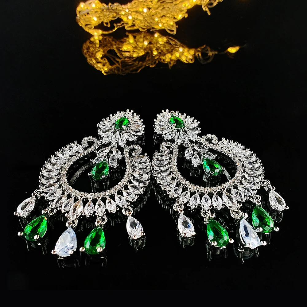 2024 New Arrival Retro Luxury Green and Silver Color Earrings for Women Valentine\'s Day Gift Jewelry Wholesale E2738