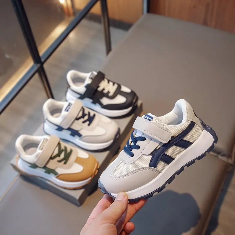

Children's Sports Shoes 2024 Spring and Autumn New Boys and Girls Net Breathable Leisure Running Shoes