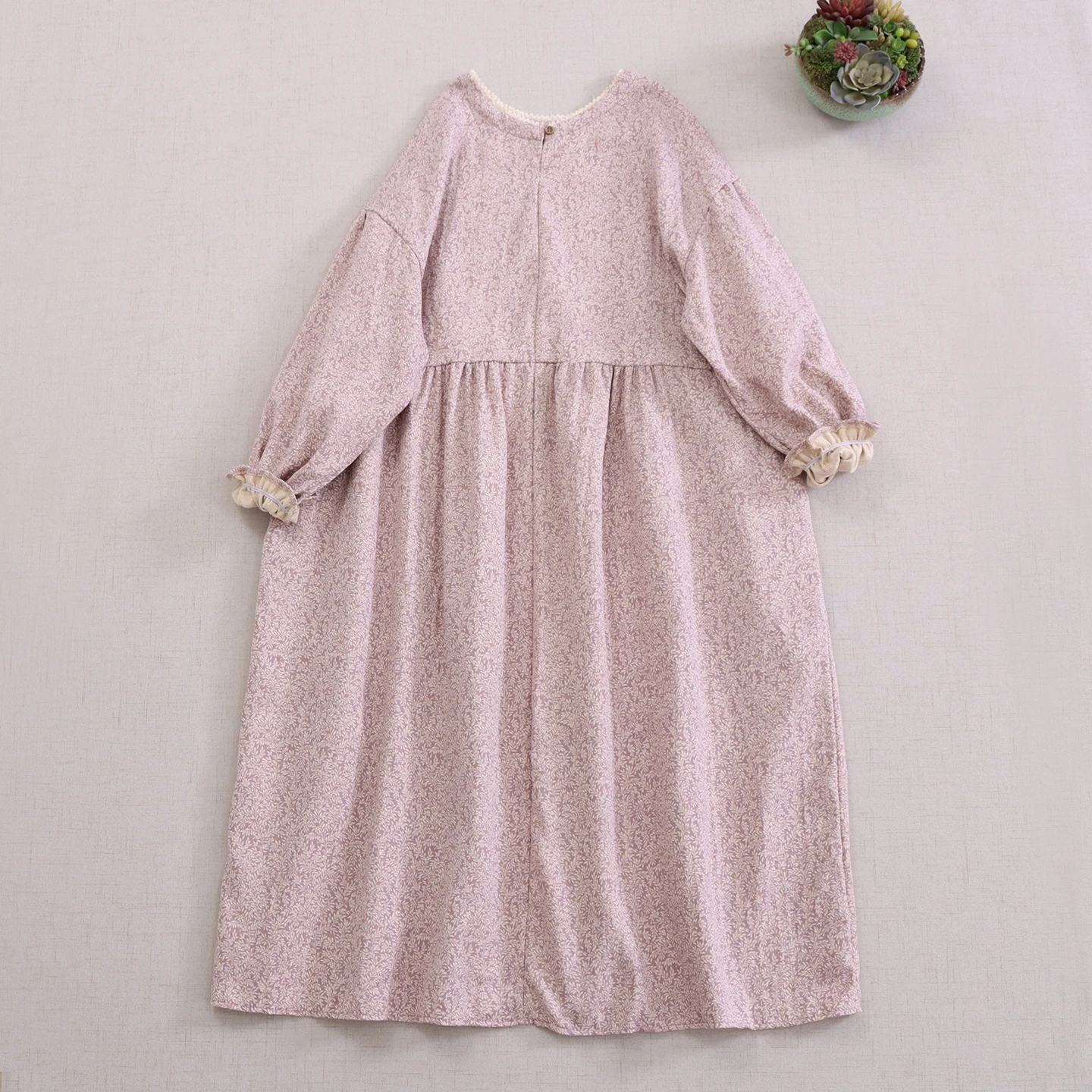 Abito a trapezio in cotone stampato floreale vintage giapponese Mori Girl Abito longuette retrò allentato casual autunno o-collo a maniche lunghe