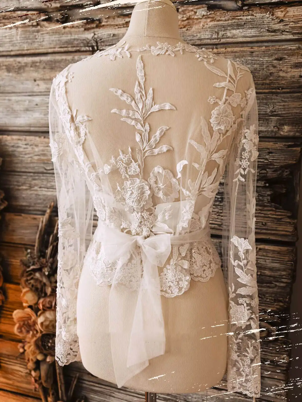 Robes de mariée avec cape amovible, appliques de fleurs 3D, veste enveloppante, sur mesure