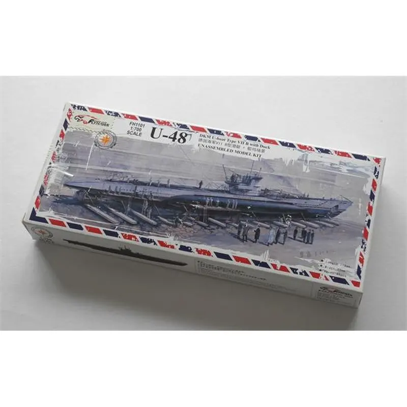 

Flyhawk FH1101 1/700 KM U-boat Type VII B U-48 with Dock - Scale model Kit