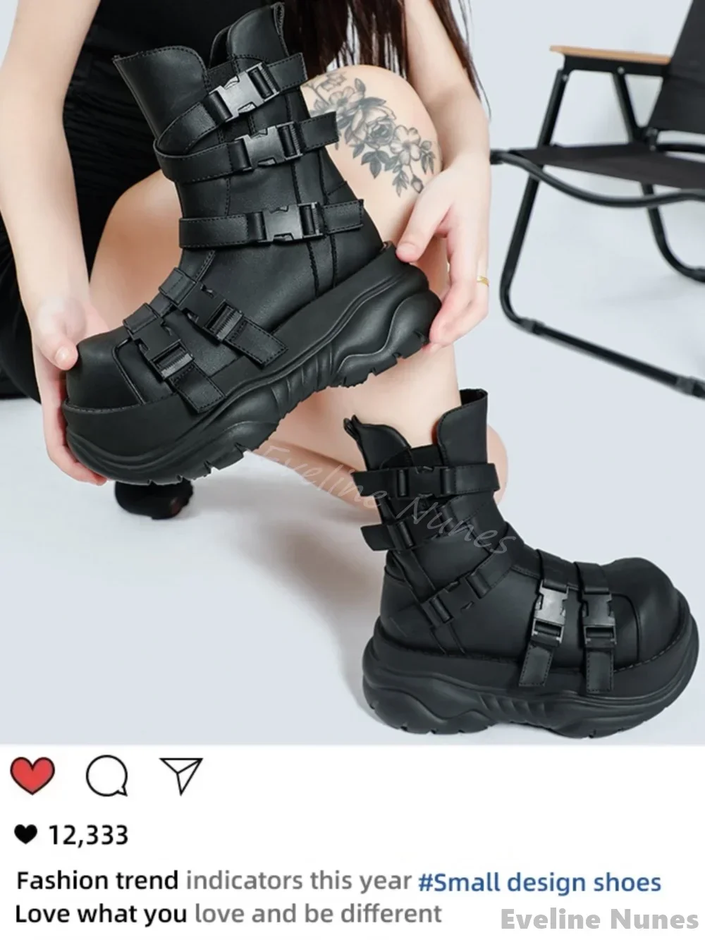 

Platform Buckle Strap Motorcycle Boots Women Black Side Zipper Big Toe Mid Calf Boots 2025 New Punk Rock Style Hottie Work Boots