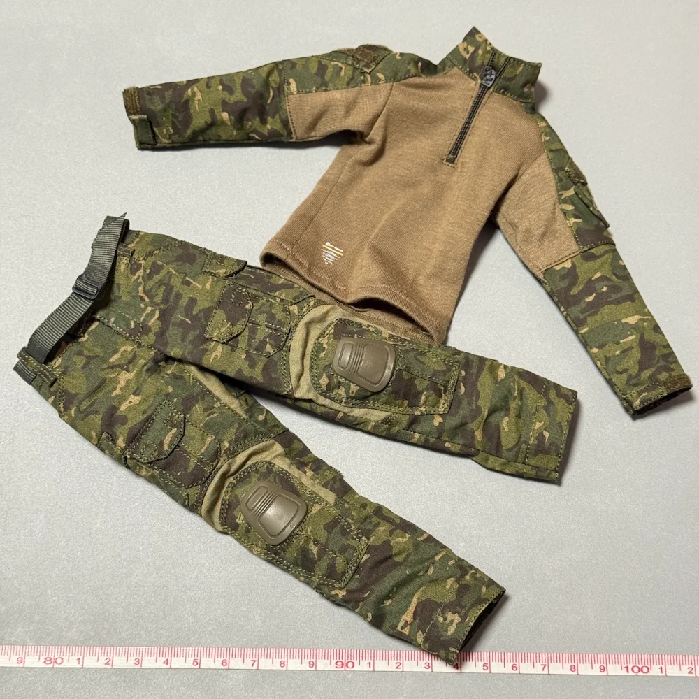 

ES 26070A 1/6 Scale Soldier Uniform Model for 12''Hong Kong Flying Tigers SDU