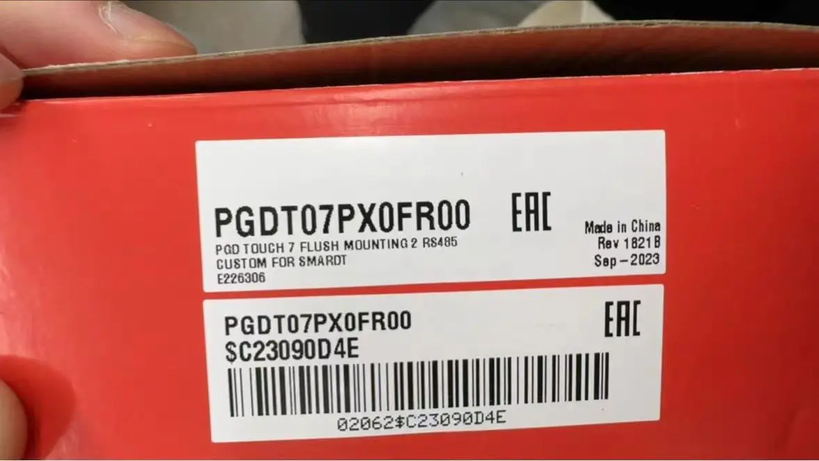 

Дисплей CAREL итальянского производства PGDT07PX0FR00