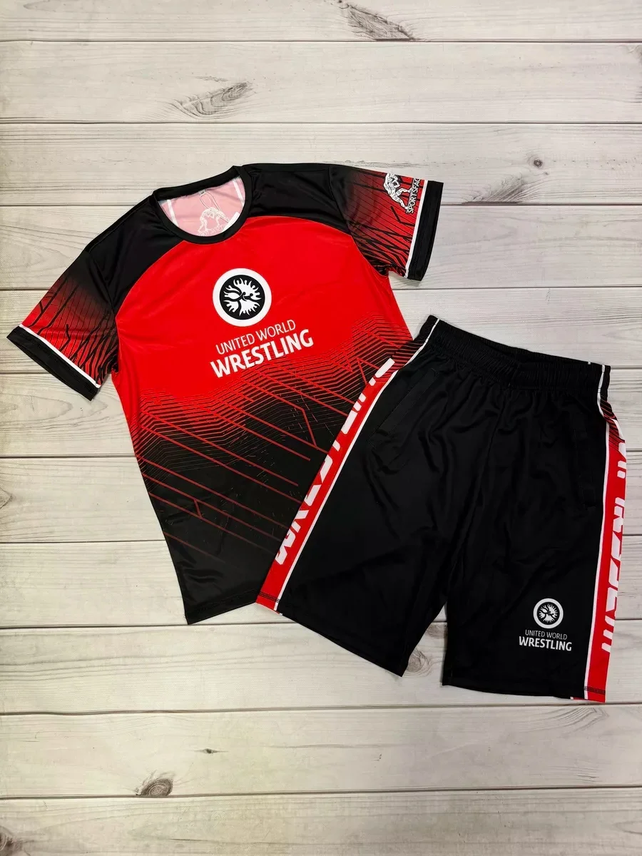 2026 Neue Herren-Wrestling-Team-Sportbekleidung Set Kurzarm-T-Shirt und Shorts für Training Leicht und Feuchtigkeitsableitend