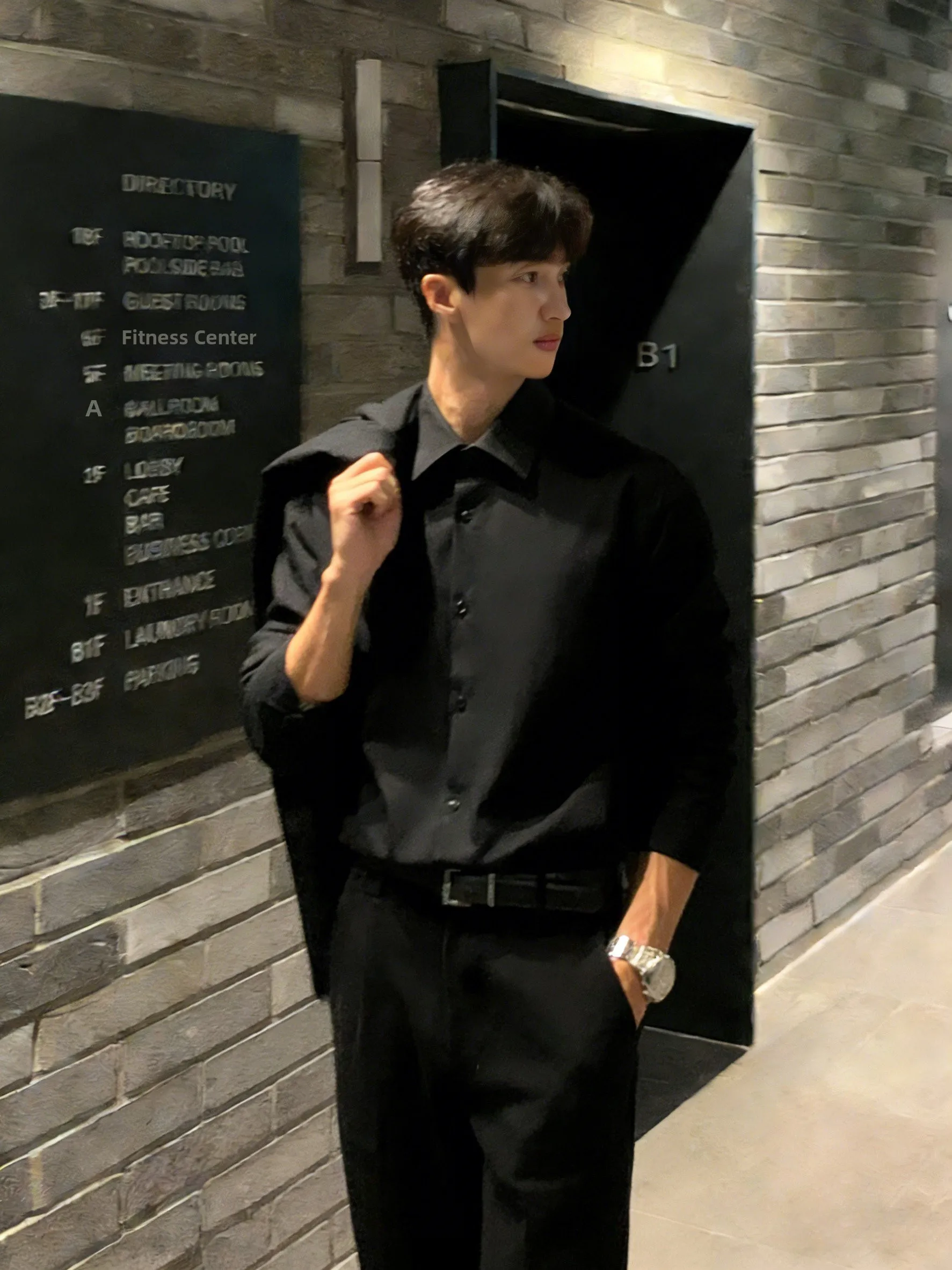 

Naples Bla Long Sve irt Men's High-End Feeling Haome Suit Inner Casual irt Briti Ele Men's Faion