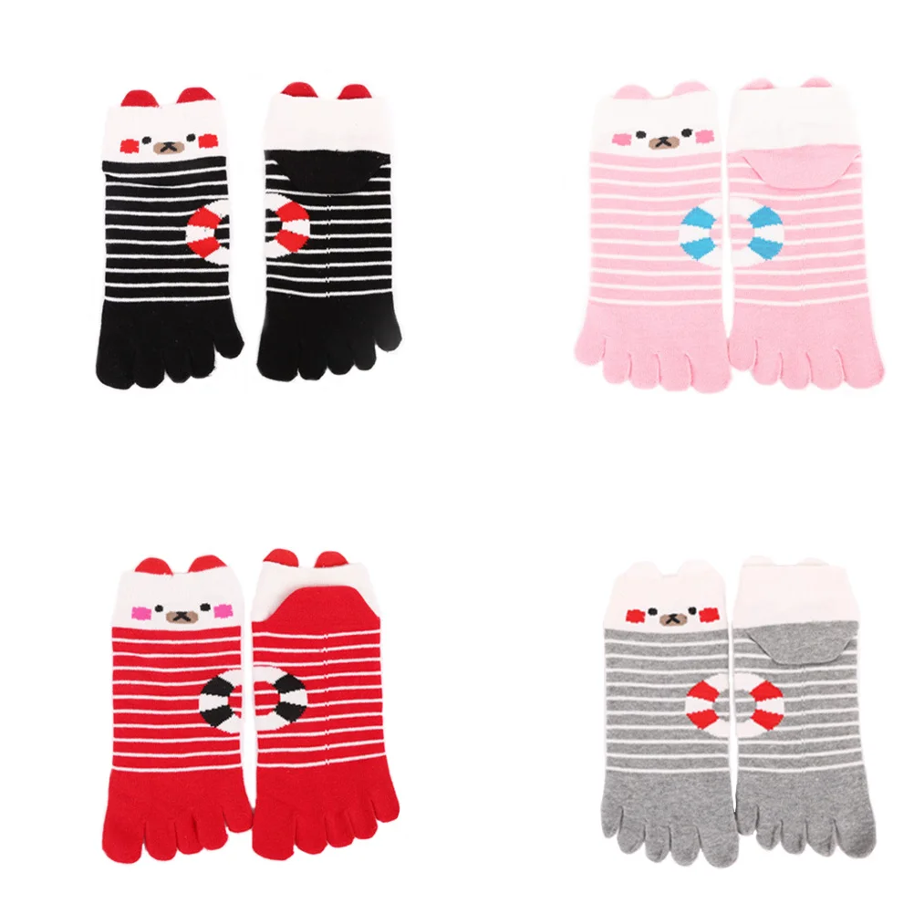 

4Pairs Christmas Five Toe Socks Warm Cotton Jacquard Xmas Festival Creative Toe Ship Socks Comfortable Breathable Soft