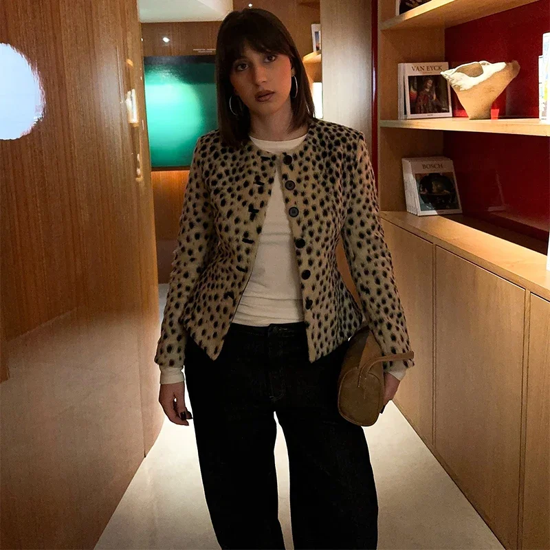 Classic Leopard Faux Fur Short Coat Lady Chic O-neck Single Button Placket Spotted Dot Long Sleeve Outerwear Daily Street Jacket
