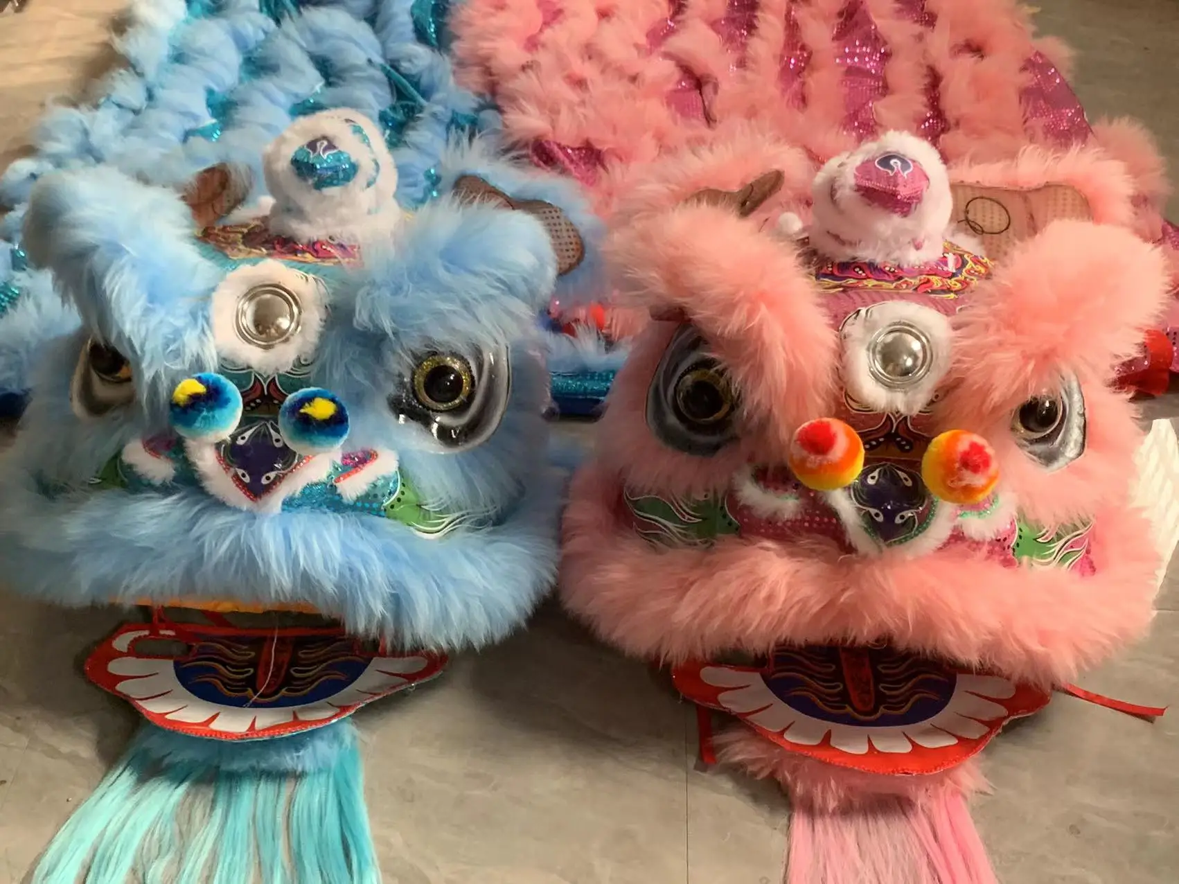 

Advertising Cosplay Lion Dance Mascot Costumes Chinese Folk Parade Pink Wool Southern Lion Halloween Carnival Fancy Party