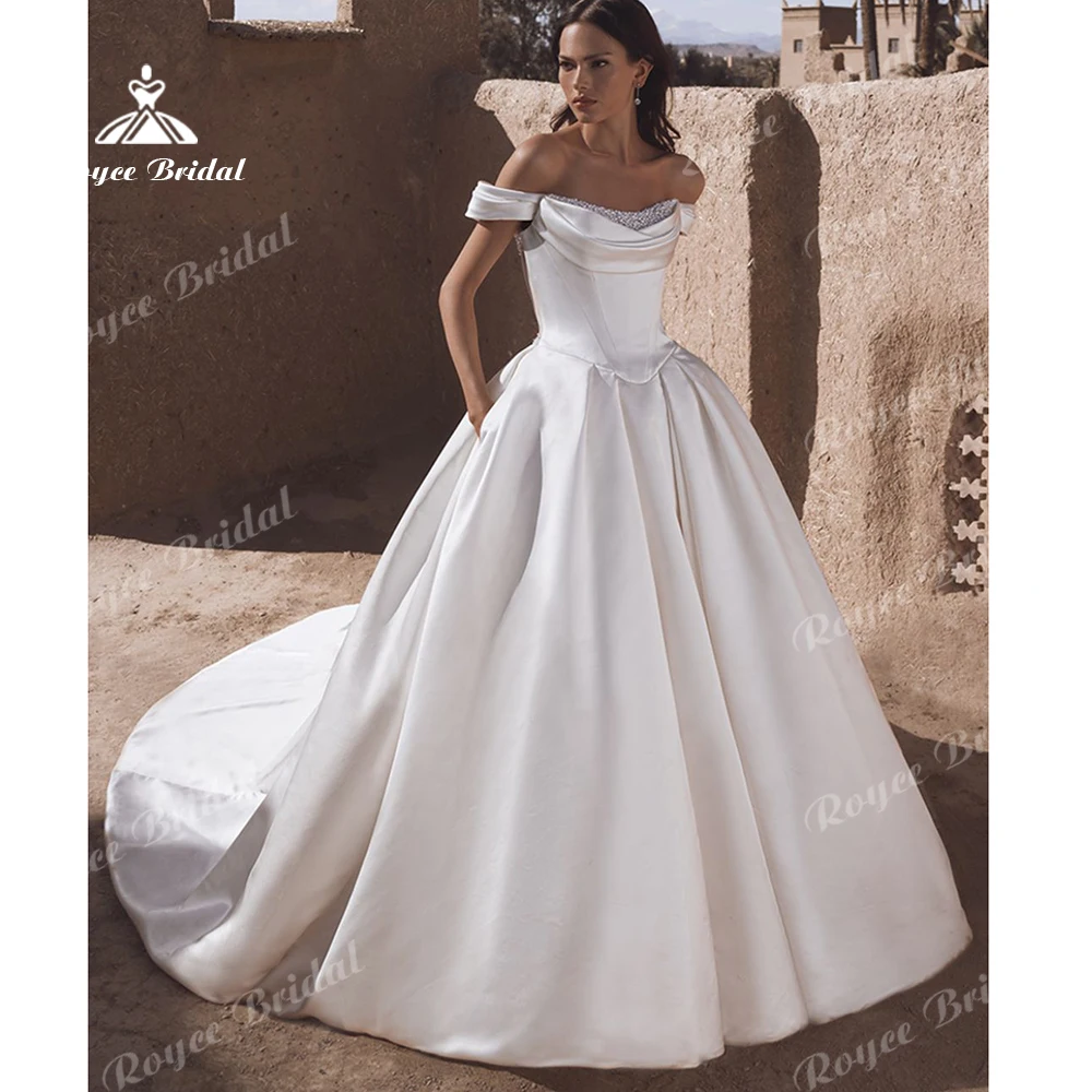 

Roycebridal Элегантные свадебные платья с открытыми плечами и жемчугом 2026 Платья невесты трапециевидной формы с открытой спиной Vestidos De Novia по индивидуальному заказу