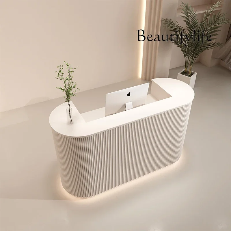 

J Simple Modern BarMesa Para Escritório Clothing Store Curved Checkout Page Store Small Beauty Salon Front Desk Nail Salon