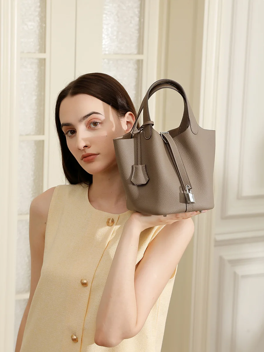 

Silver buckle genuine leather women's handbag basket bag new 2025 fashion tote bag lychee pattern bucket bag women's bag