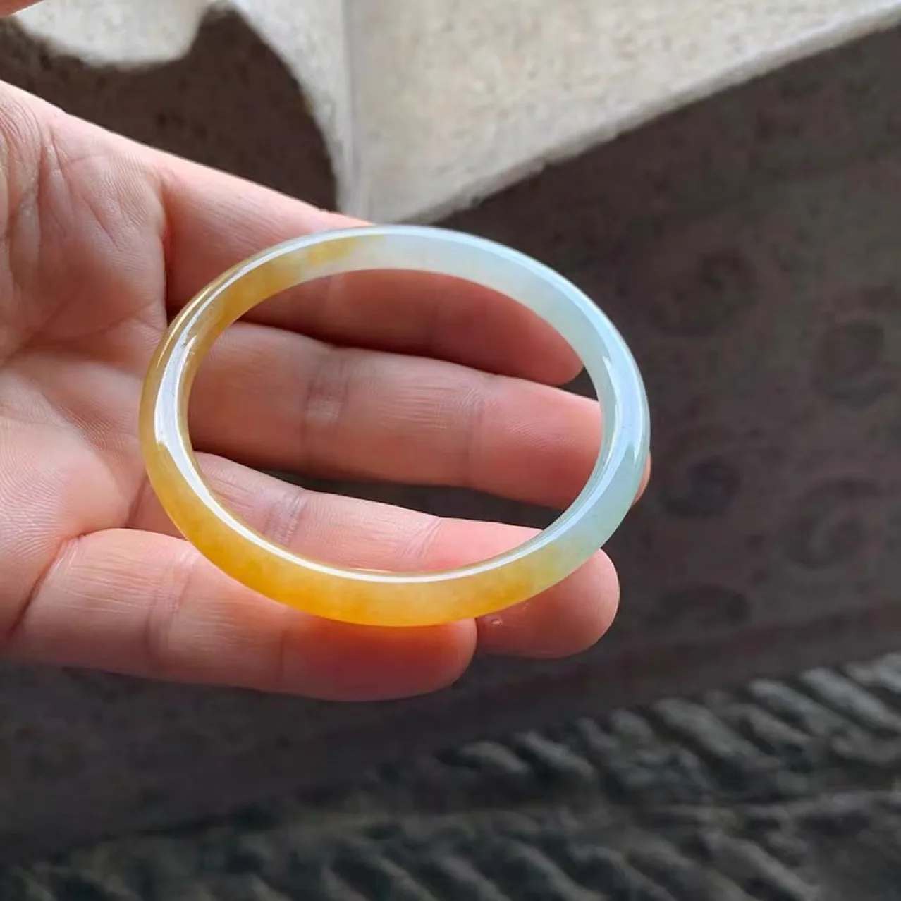 Jade bracelet ice yellow jade, floating green round bar princess jade bracelet thin strip Myanmar natural jadeite a product
