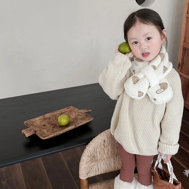 Kids Winter Scarf Soft Plush Bear Print Soft Warm Baby Neck Warmer Thickened Windproof Children Scarves for Boys Girls 1-6Y