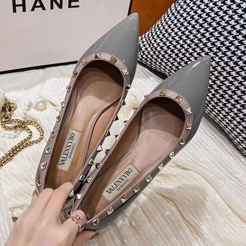 Flat Shoes Women Flats Fashion Studded Pointed-toe Pumps Patent Leather Thin Shoes Office Lady Work Shoes Wedding Bridal Heels