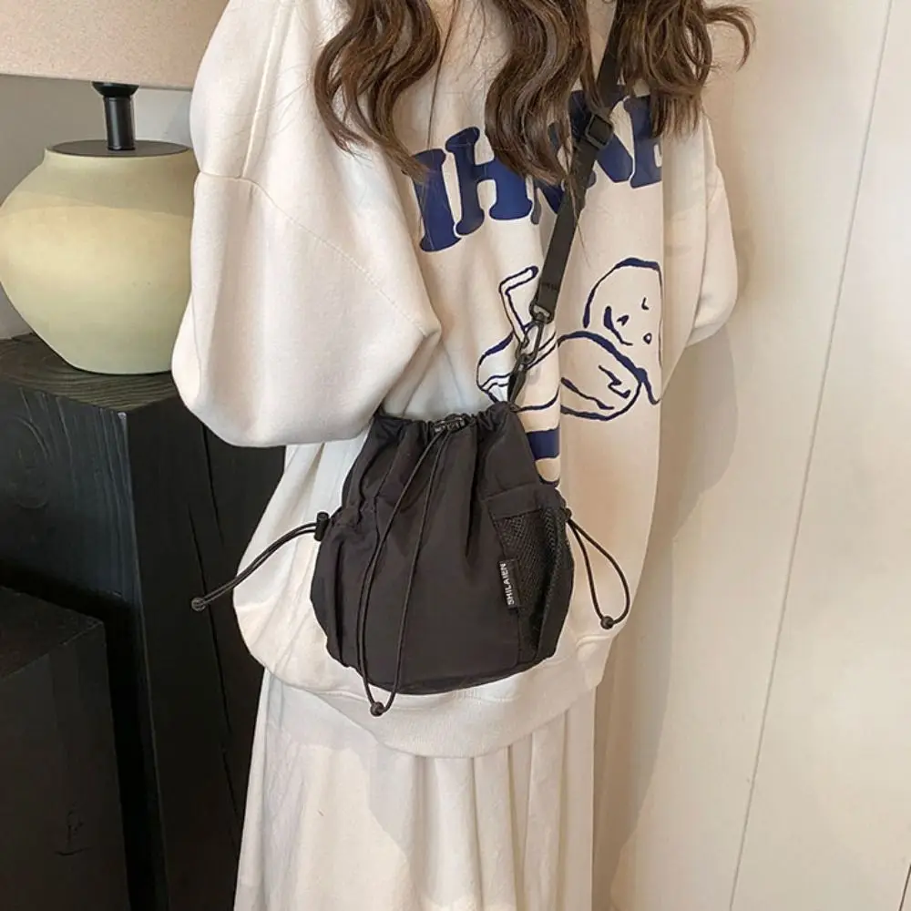 Korean Style Drawstring Bucket Bag Wrinkle Solid Color Nylon Crossbody Bag Adjustable Shoulder Strap Large Capacity Shoulder Bag