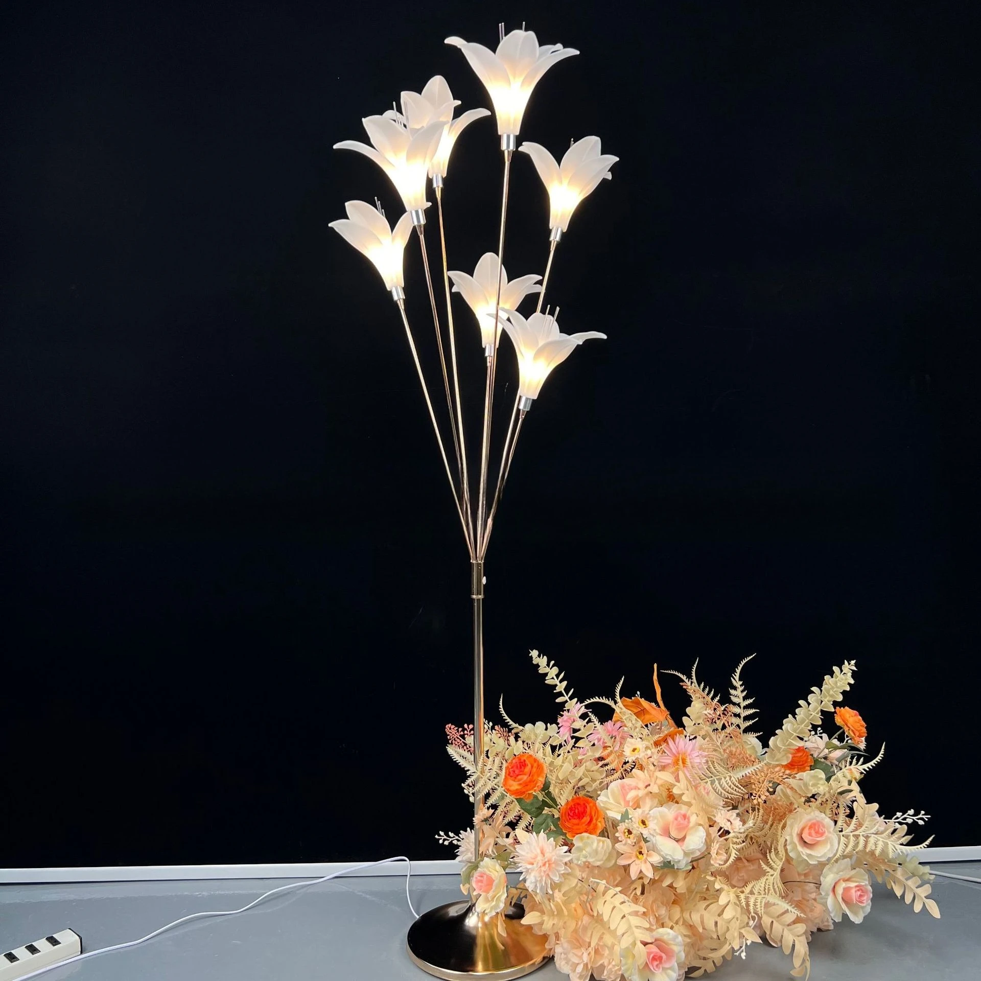 New wedding golden props luminous lilies Mori wedding stage background decoration welcome area road guide ornament