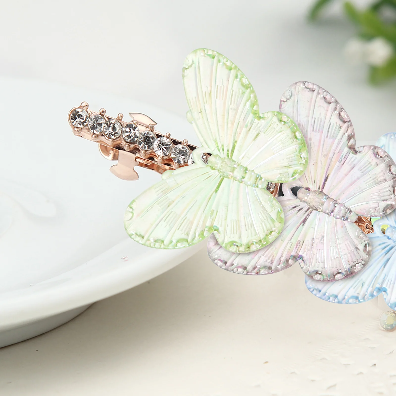 40個 電気メッキ蝶チャーム 樹脂 DIY クラフト用品 ミニチュア装飾蝶 電話ケース ヘアピン作成用
