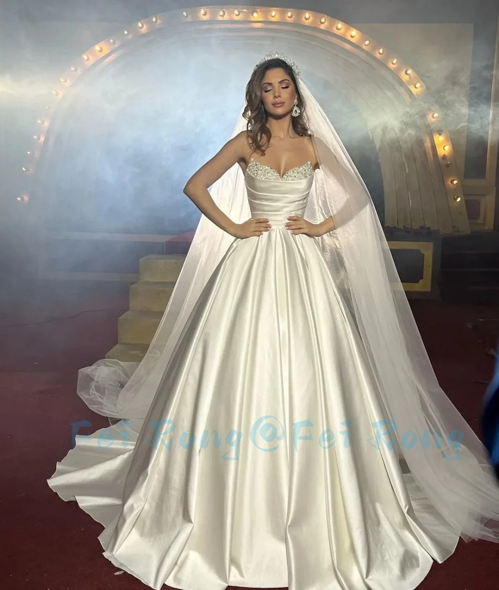 

2023 Saudi Arabia A-Line Wedding Dresses Beaded Sweetheart Satin Ball Gown Boho Beach Bridal Grown Customed vestidos de novia