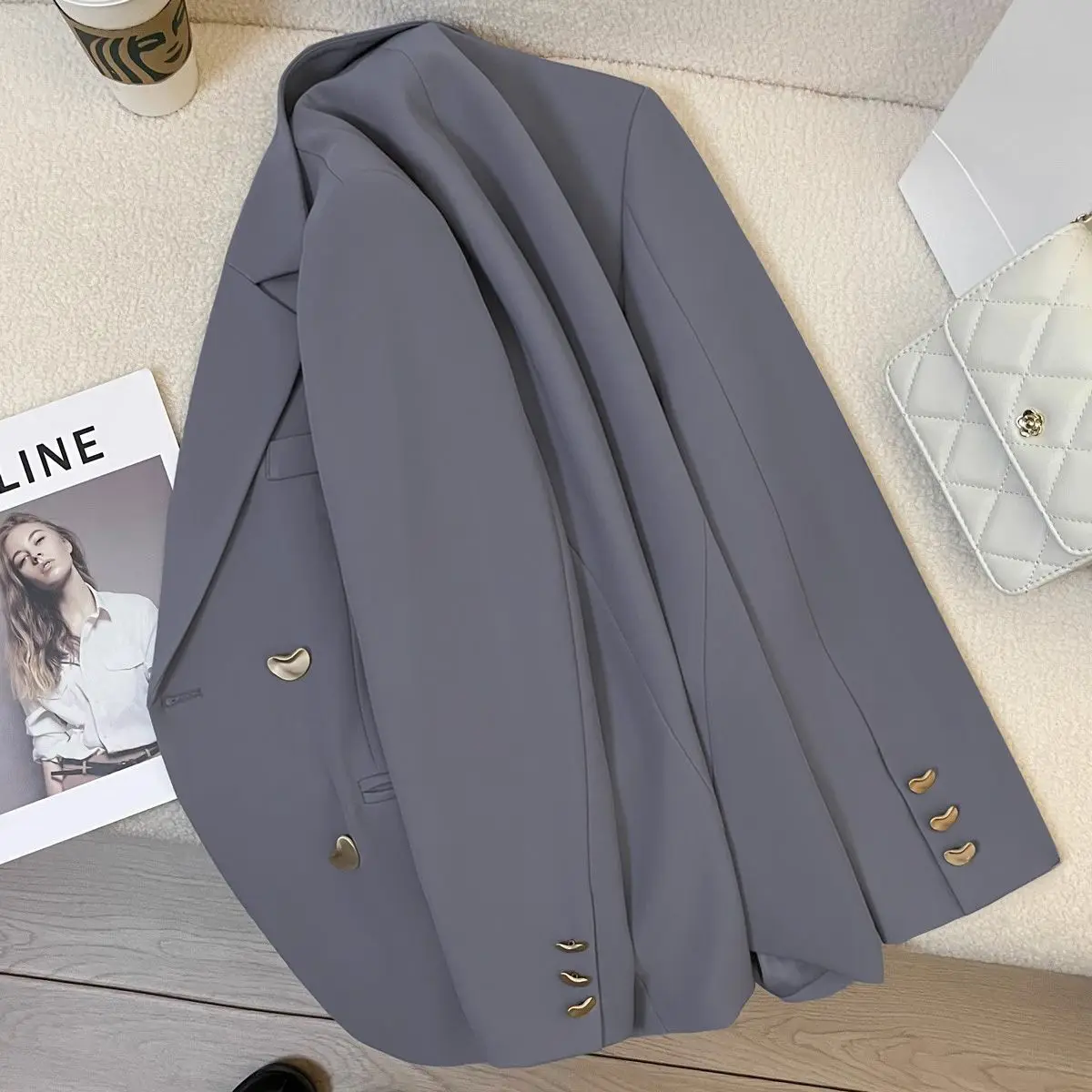 Women's Autumn/Winter Retro Casual Short Sleeved Love Button Blazer Coat Commuting Solid Color Loose Single Breasted Suit Coat