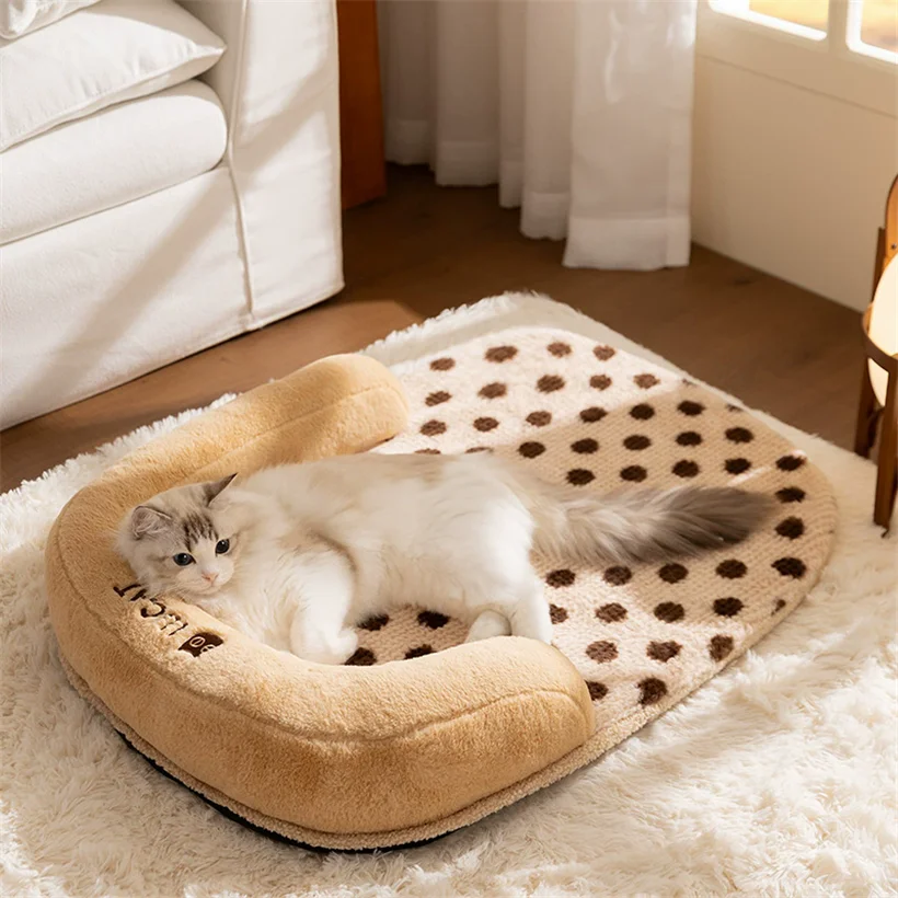 

Pet Bed for Dog Winter Bedding Dogs Halloween Cats Christmas Sofa Warm Small Baskets Puppy Medium Large Pets Accessories Blanket