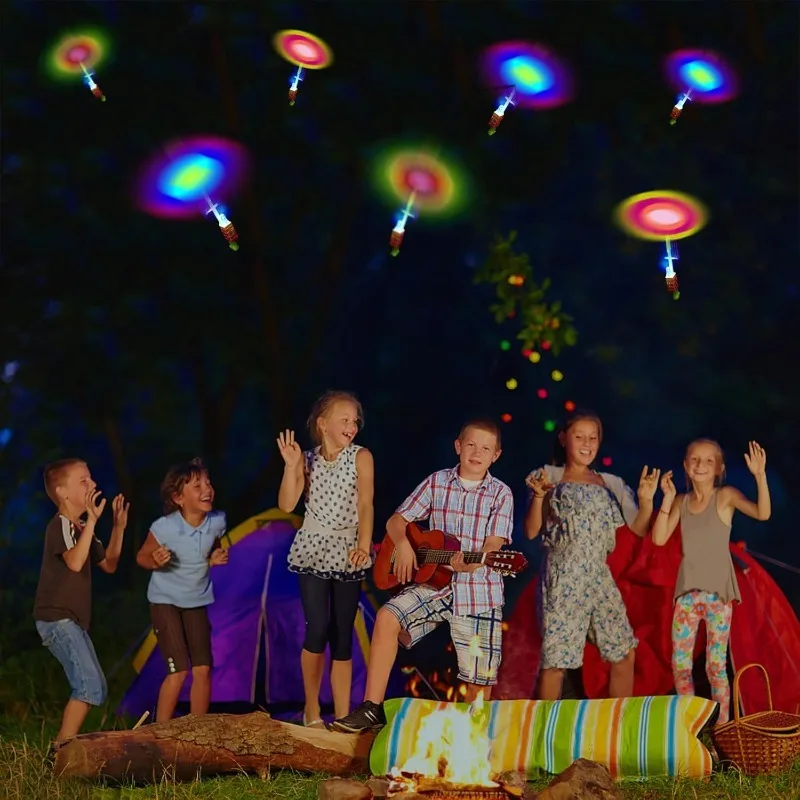 25 zestawów LED Flying Set 25 Slingshot+25 Glow Helicopter-50 Pcs Outdoor Flying Toys Glow in The Dark Party Supplies Party Favors