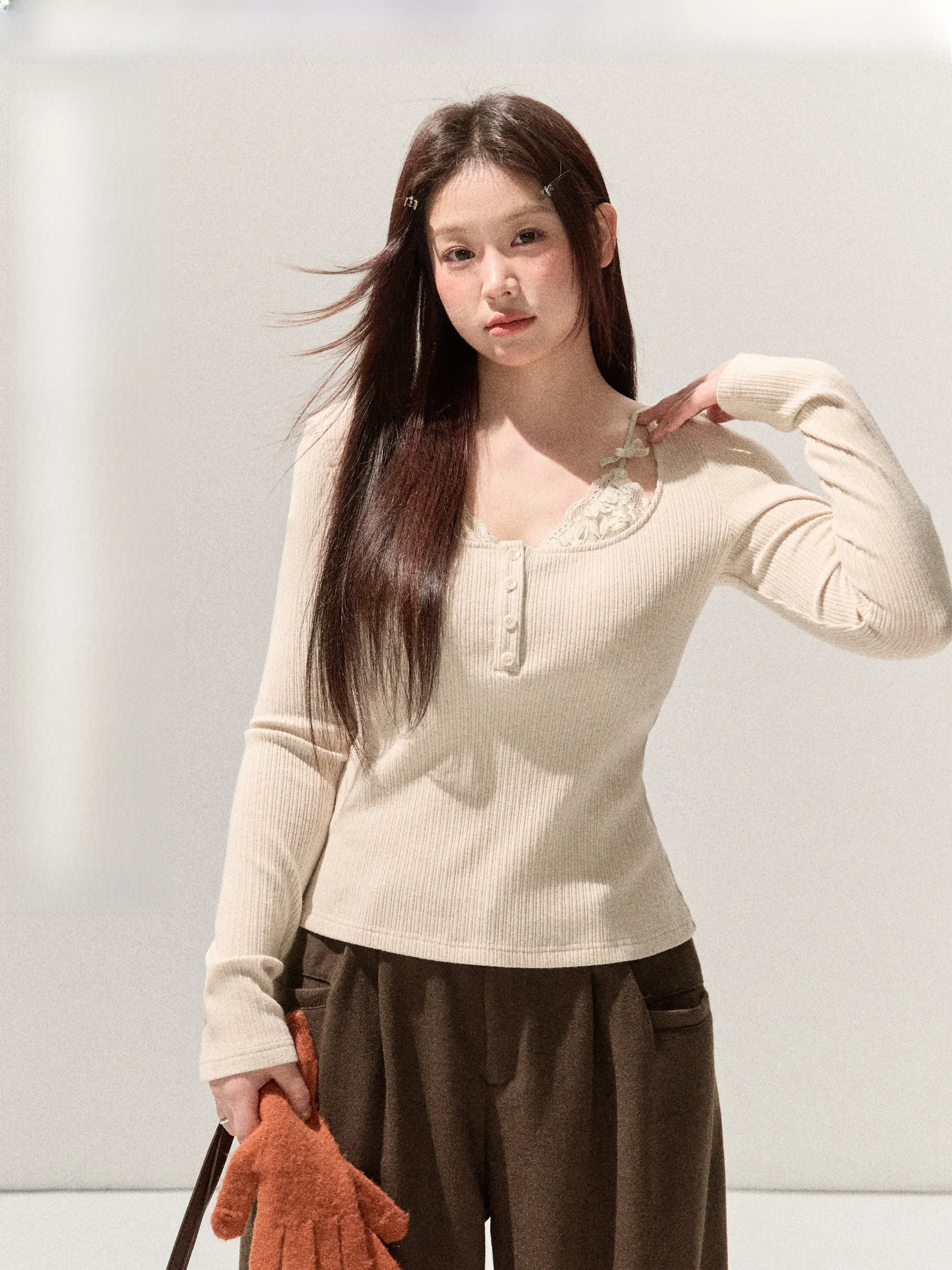 

Jiu Studio "Love's Menger" plus Size Lace Splice Knitted Sweater Fake Two-Piece Pure Desire Large Size Top for Women