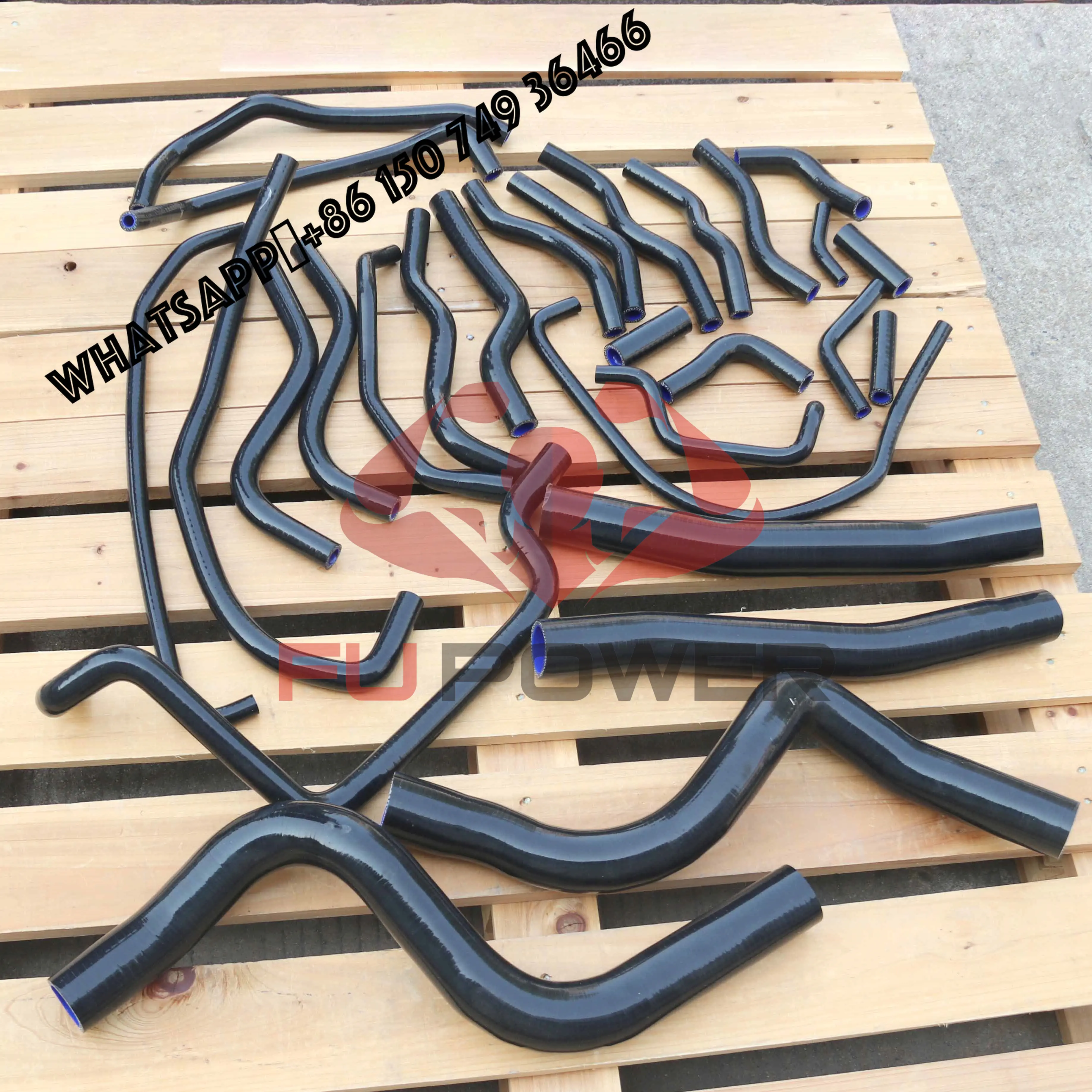 

Performance Radiator Heater Hose For Mclaren 650s engine coolant hose kit