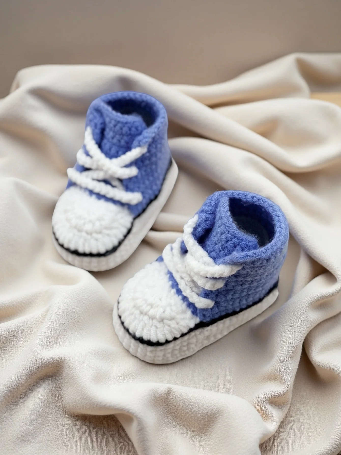 

1 Pair Handmade Crochet Baby Shoes, Black and White Sneaker Style