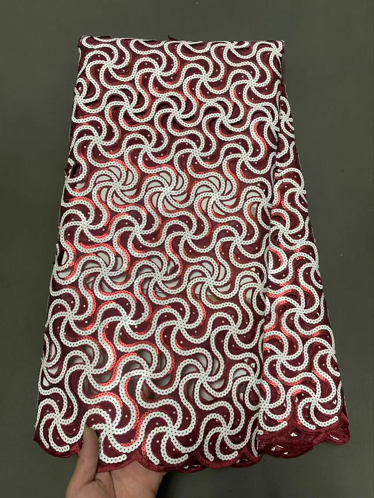 

​2025 Luxury Velvet Lace Fabric - Paisley Sequined Scalloped Trim Embroidery For Couture Dresses & Bridal Accessories