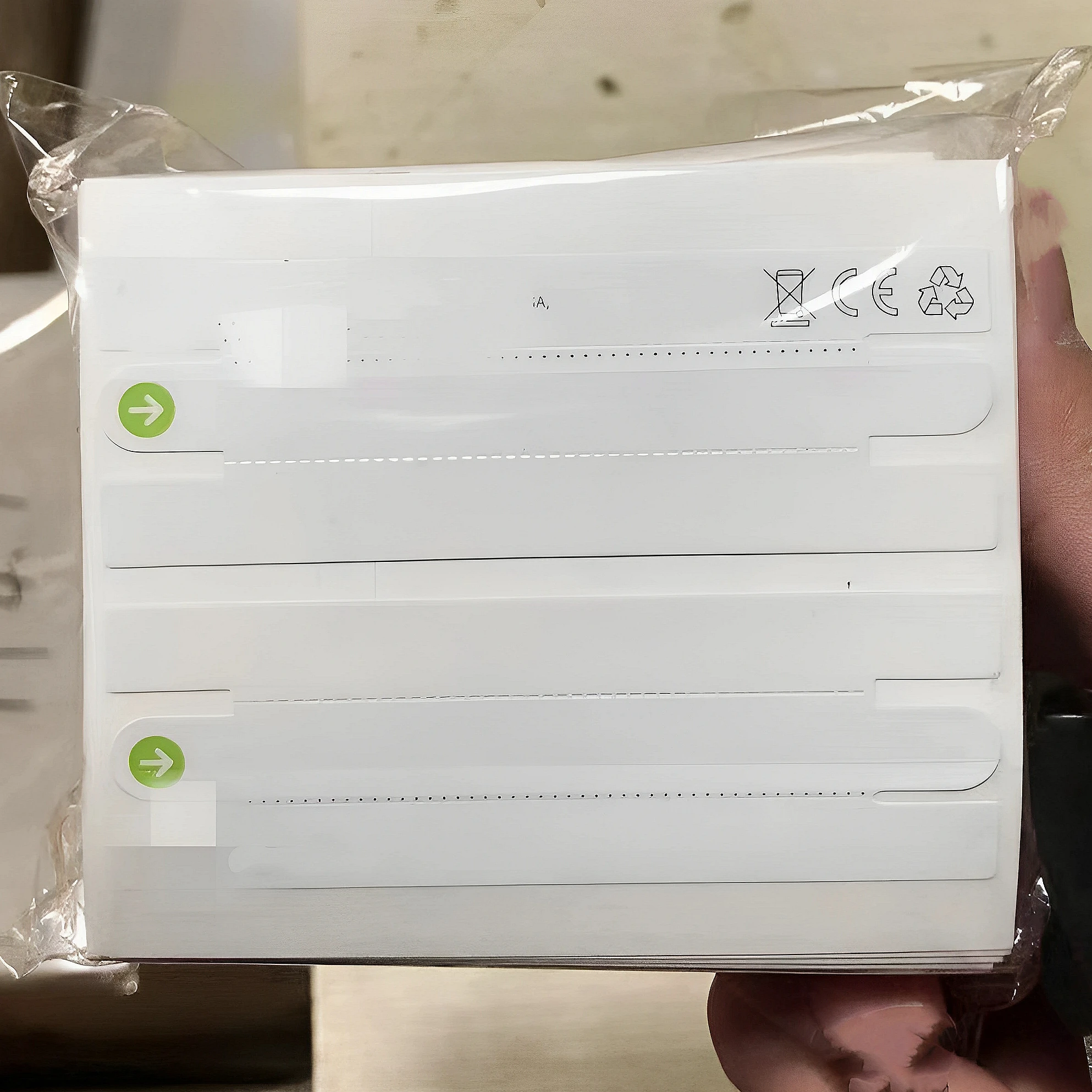 

100 шт. OEM новая упаковка для телефона, уплотнительные наклейки для 17 Air 16pro 16promax 16E 14 15pro 13pro 13mini, уплотнительная упаковка для ремня