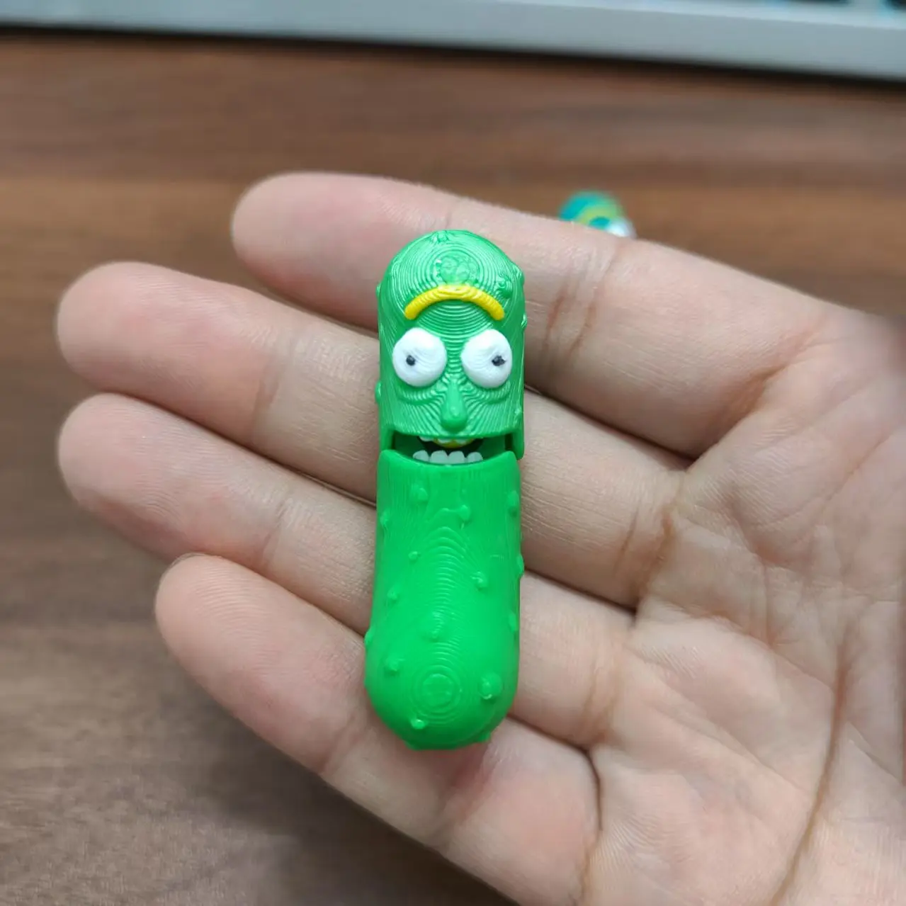 3D-gedrucktes süßes emotionales Gurken-Spielzeug, geheimnisvolles PickleJoint, bewegliche Gelenke, kreative Desktop-Dekorationskulptur