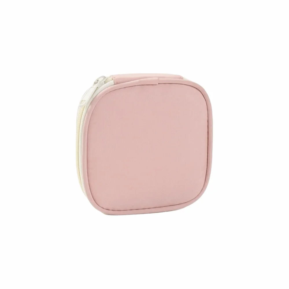 Water-Resistant Jewelry Organizer Compact Design Zipper Jewelry Storage Bag Elegant Style Versatile Function