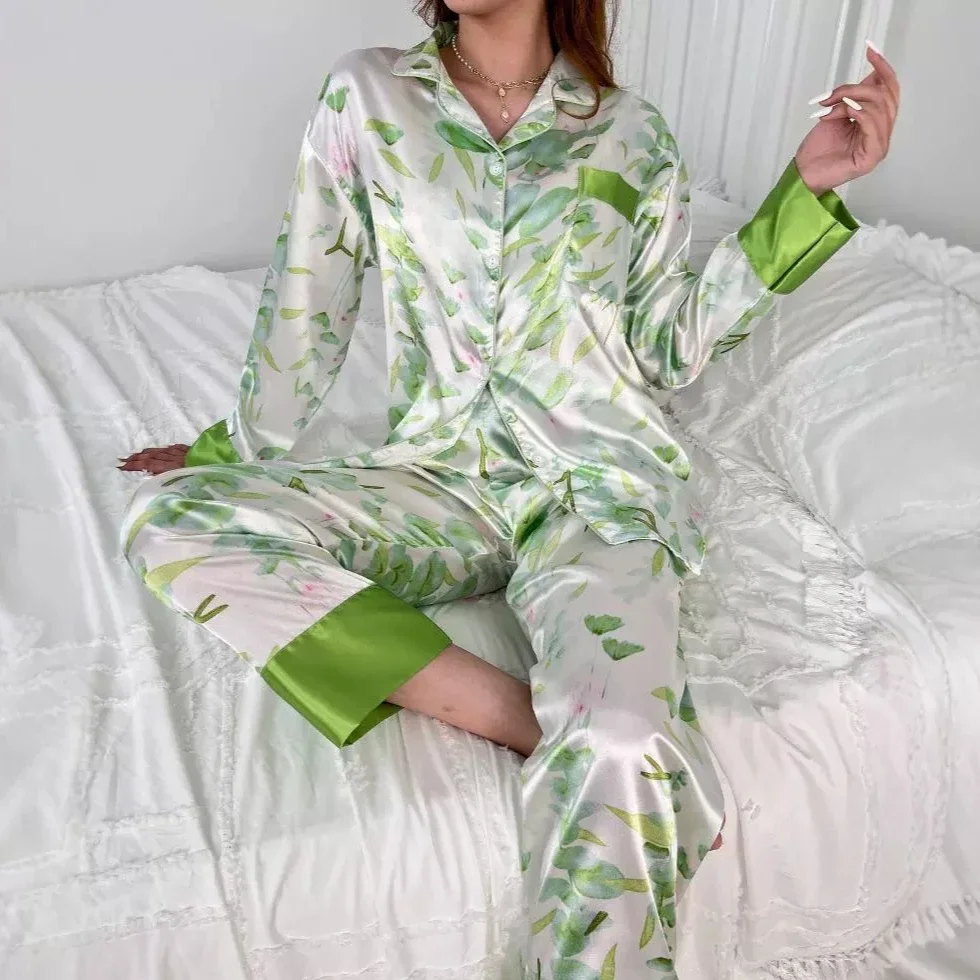 

Women Sleepwear autumn green Floral Pattern Long Sleeve Two-Piece Pajama Set Ladies Cardigan Home Wear Fancy Underwear Nightwear