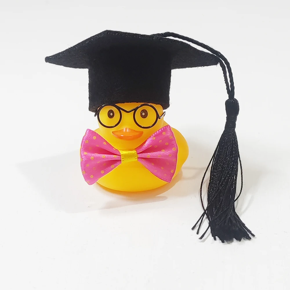 Car Dashboard Decor Graduation Hat Rubber Duck, Car Ducks Ornaments with Tassel Hat Glasses Shoulder Scarf