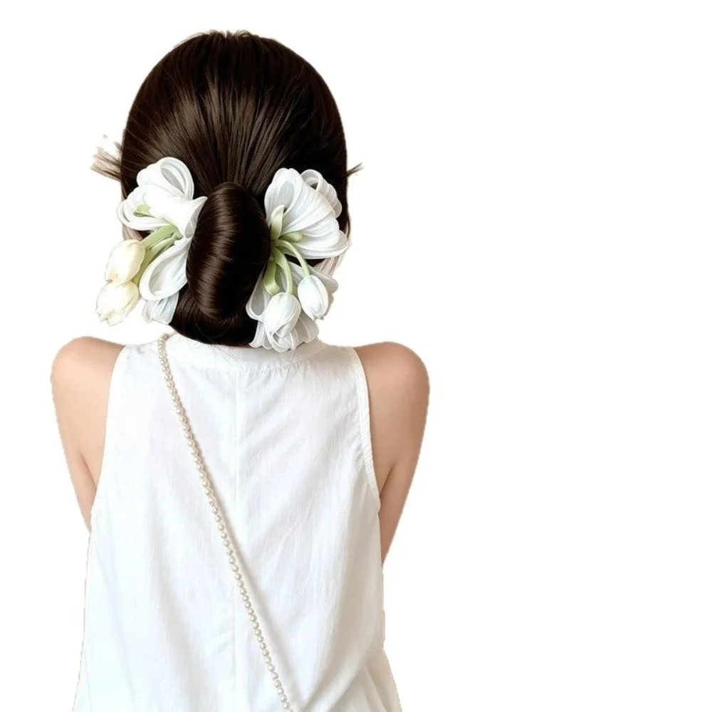 New Synthetic Hair Bun Claw Clip Tulip Fluffy Bun Head Wig Flower Pendant with Mesh Hairpiece Women