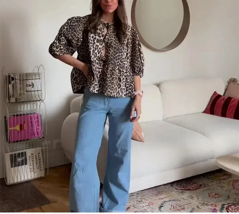 

Spring New Faion Women's irt Knot Bubble Sve round Ne ort Sve Leopard Print Versatile Cute Top