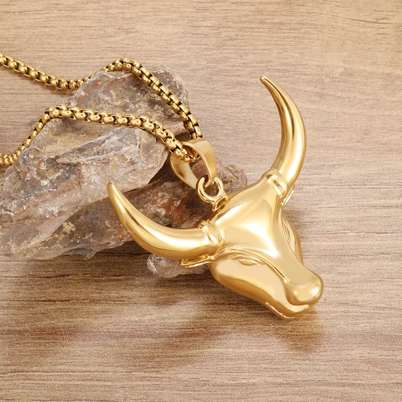 Fashionable Personalized Animal Bull Head Pendant Necklace for Men and Women Hip Hop Rock Street Party Jewelry Gift