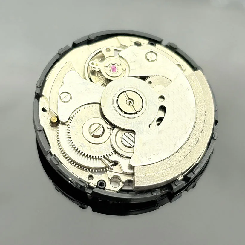 

Watch accessory 7s26 old movement, washed with oil, 70% new for normal use