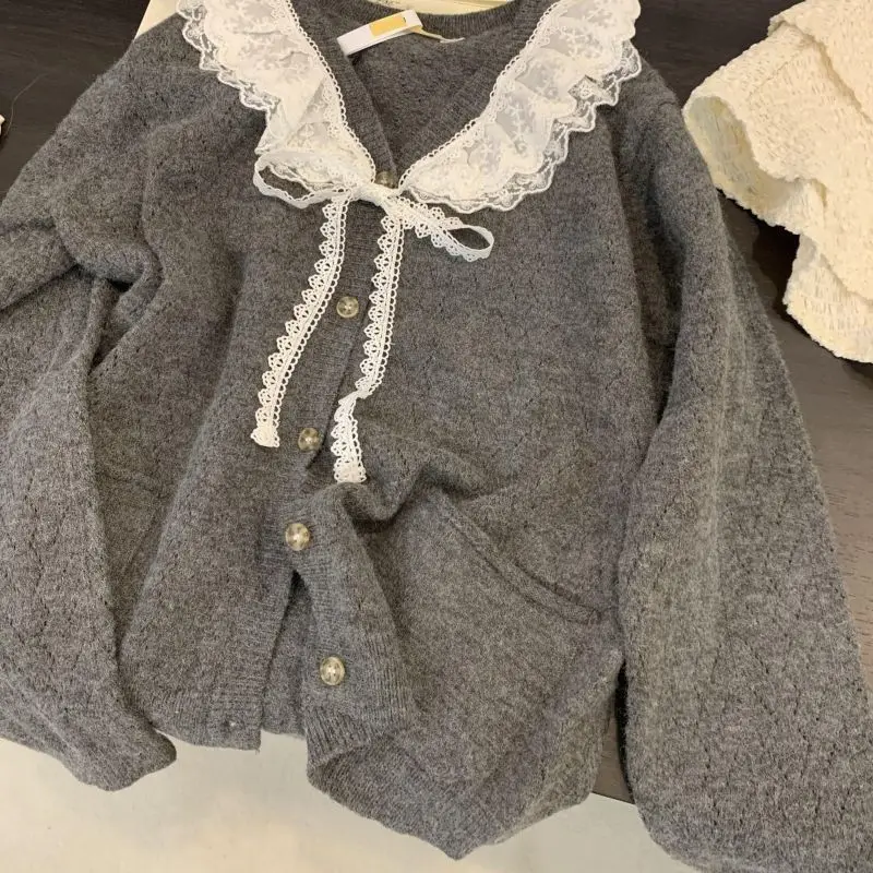 

Женские весенне-осенние топы, трикотажные куртки, свитера: милые, нежные, с V-образным вырезом, новые, удобные, повседневные, минималистичные, нишевые, дизайнерские, уникальные