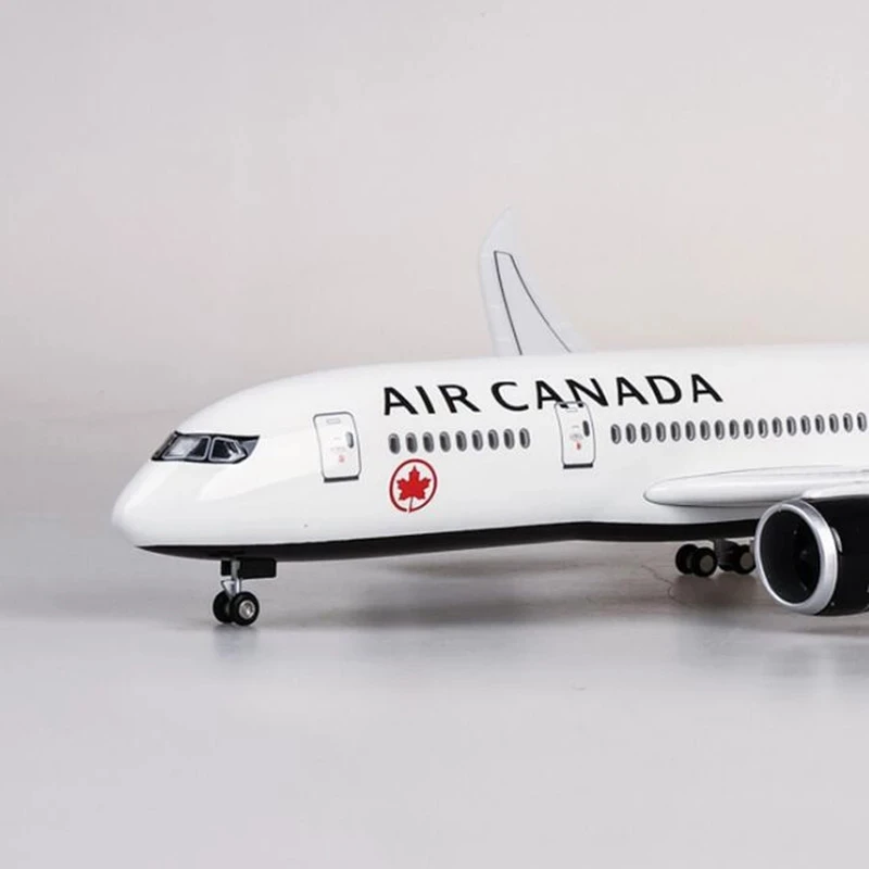 1:130 Scale 43cm Air Canada Boeing B787 Resin Die-Cast Airplane Model with Lights and Wheels Airplane Toys