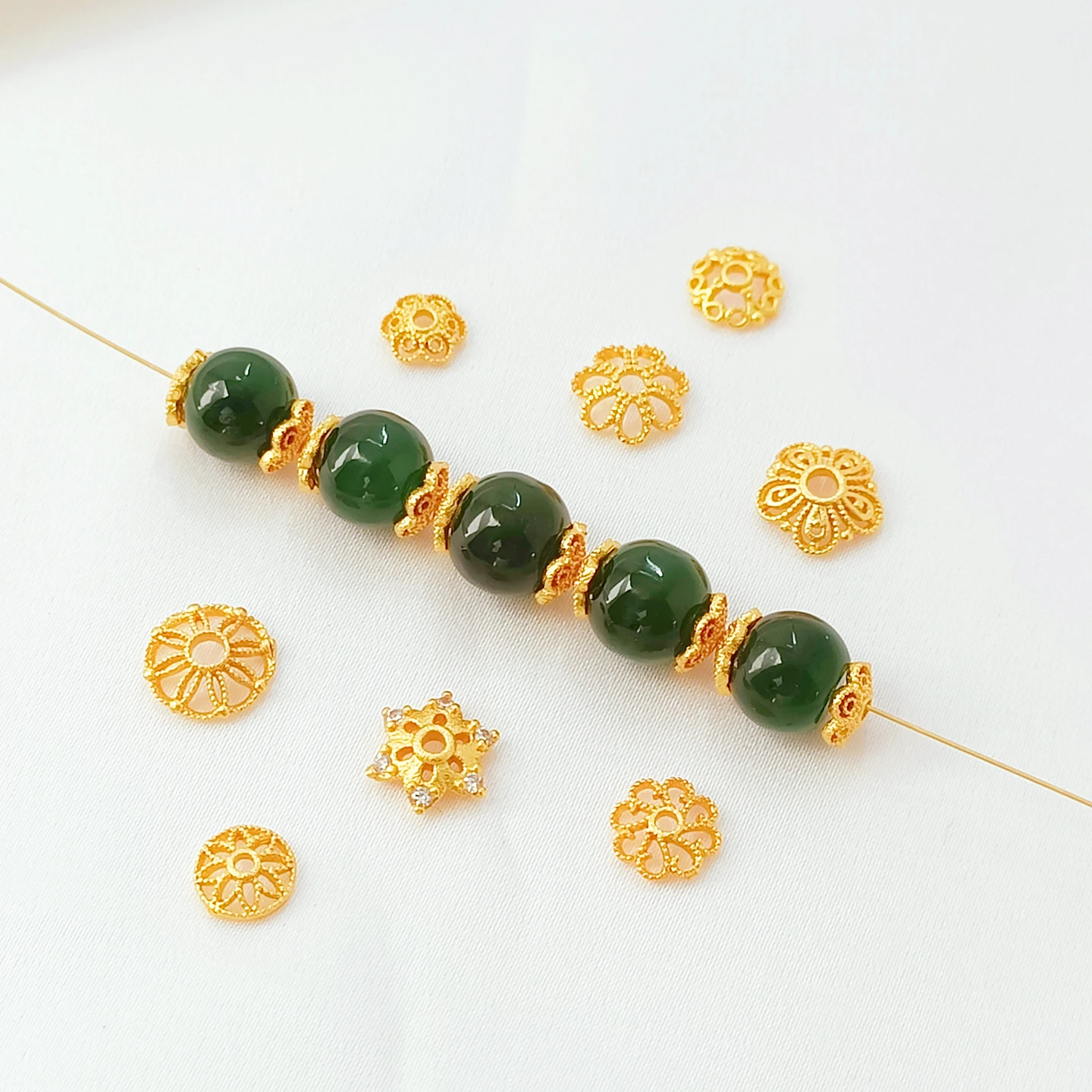 Copper Plated 18K Sand Gold with Zirconium Hollowed-out Flower Tray Bead Tray Flower Hat Spacer Diy Bracelet Necklace Accessory