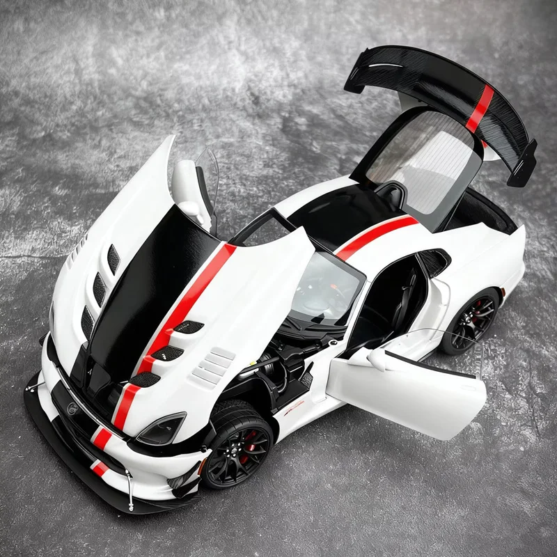 Dodge Viper ACR SRT-modelo de coche deportivo de aleación, vehículos de carreras de Metal fundido a presión, modelo de coche, simulación de sonido y luz, juguete para regalo, 1:24