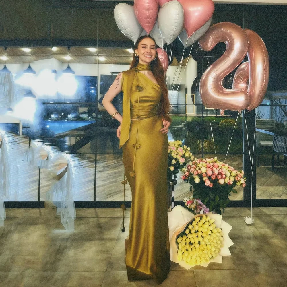 Gold Satin Abendkleider Eine Schulter Meerjungfrau Formelle Anlässe Kleider 3D Blumen Ballkleider Hochzeit Party Kleid Maßgeschneidert