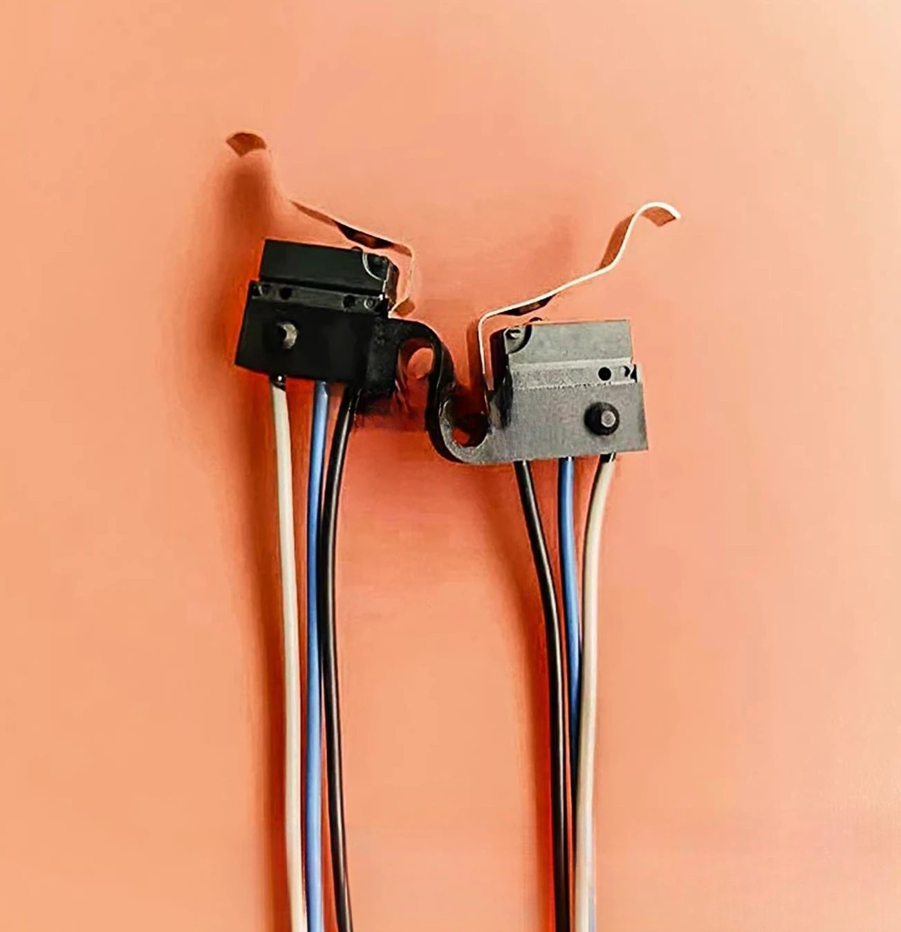 

1 шт. для Odyssey PREVIA ELYSION датчик переключателя дверного замка