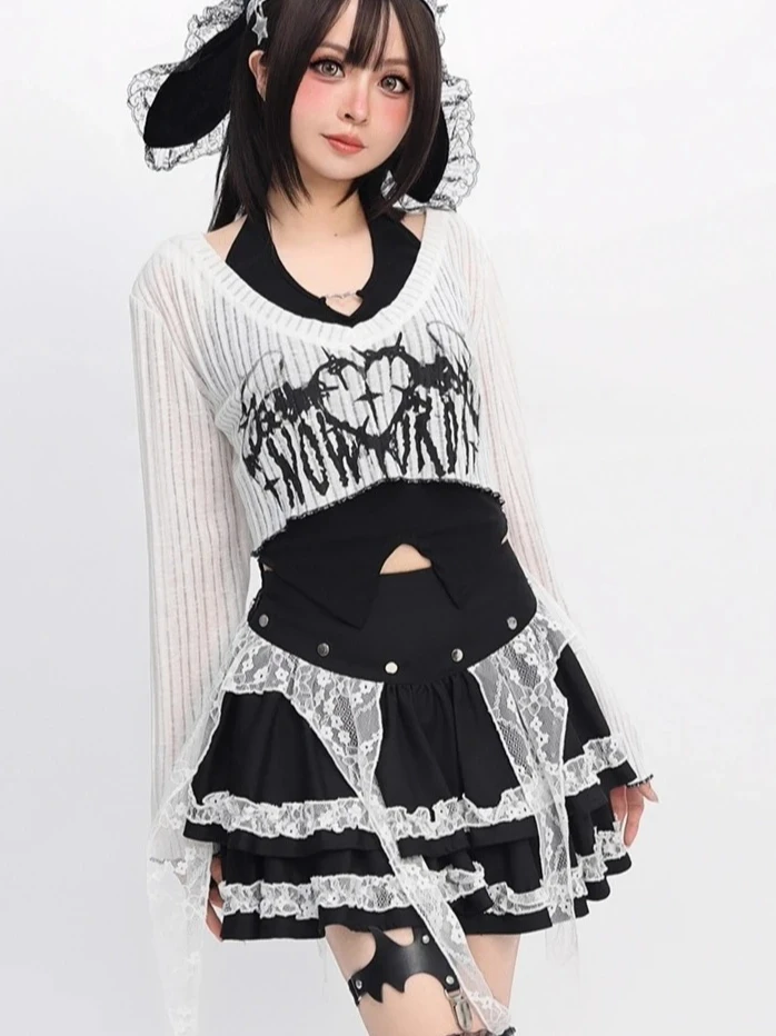 

Y2K Subculture Hot Girl Two-Piece Set Harajuku Style Halter Tank Top Off-Shoulder Long Sleeve Top High Waist Lace Mini Skirt