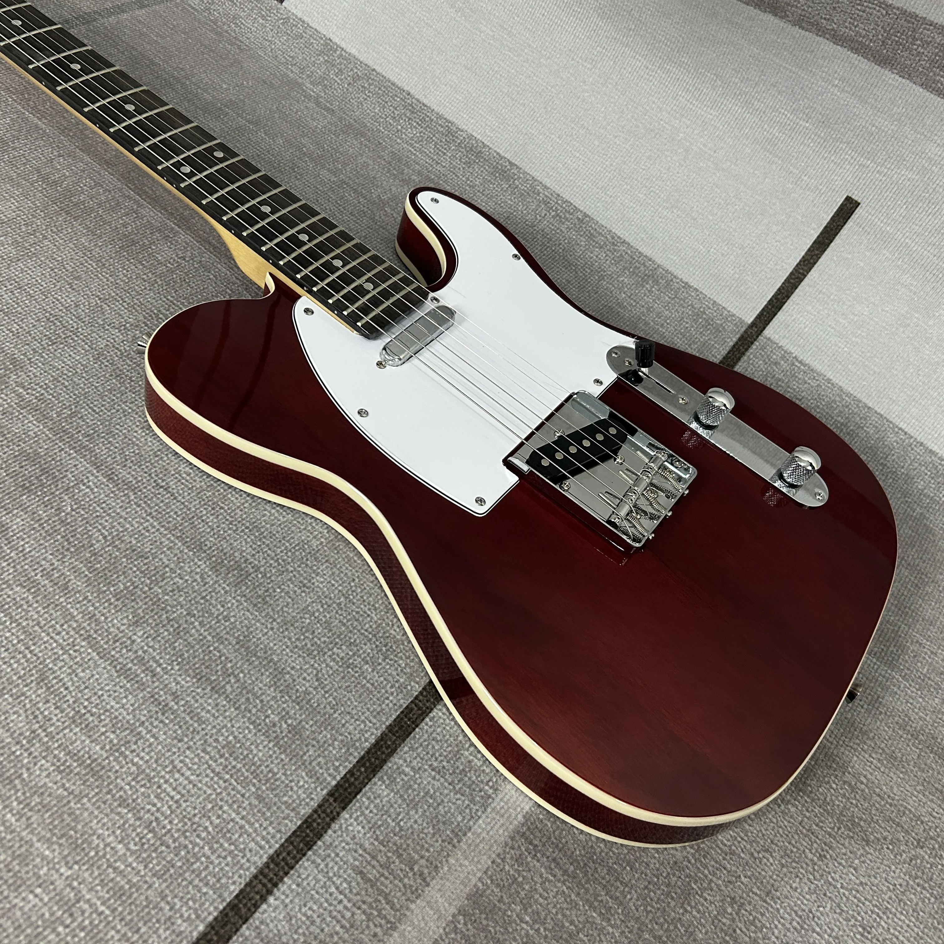 Thumbnail 3 - #4 Latest Electric Guitars Price Drops