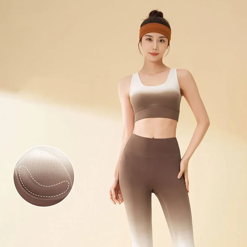 

New Women's Gradient High Elasticity Slim Fit Running Fitness Yoga Set